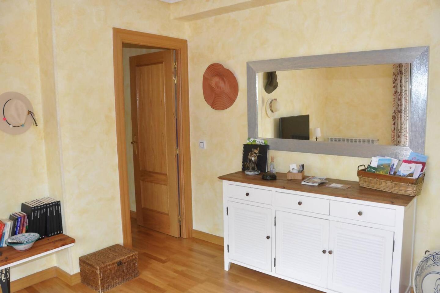 Un Apartamento Con Vistas Viguera Экстерьер фото